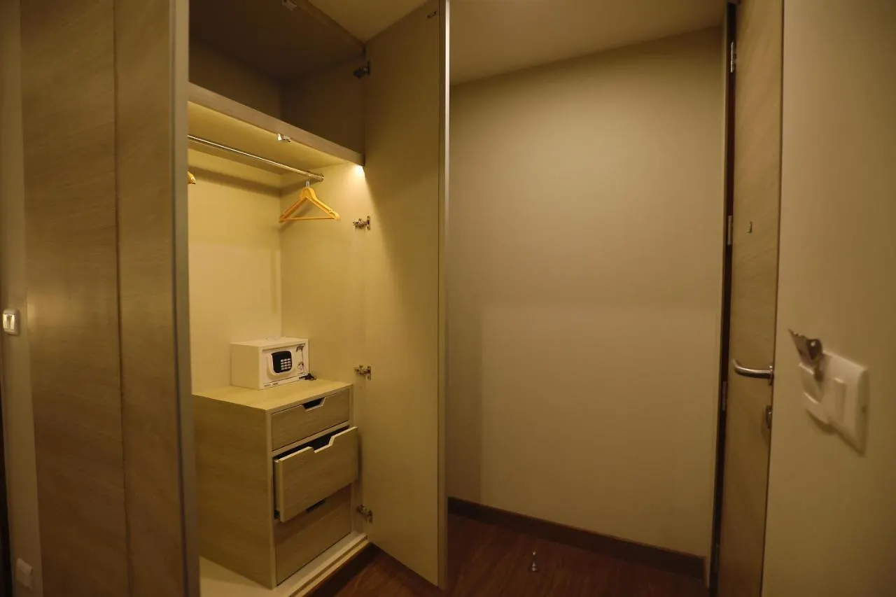 ****  Hotel Goa Country Club Gurgaon India