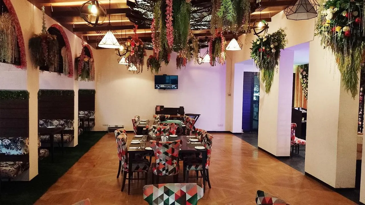 Hotel Goa Country Club Gurgaon 4*,  India