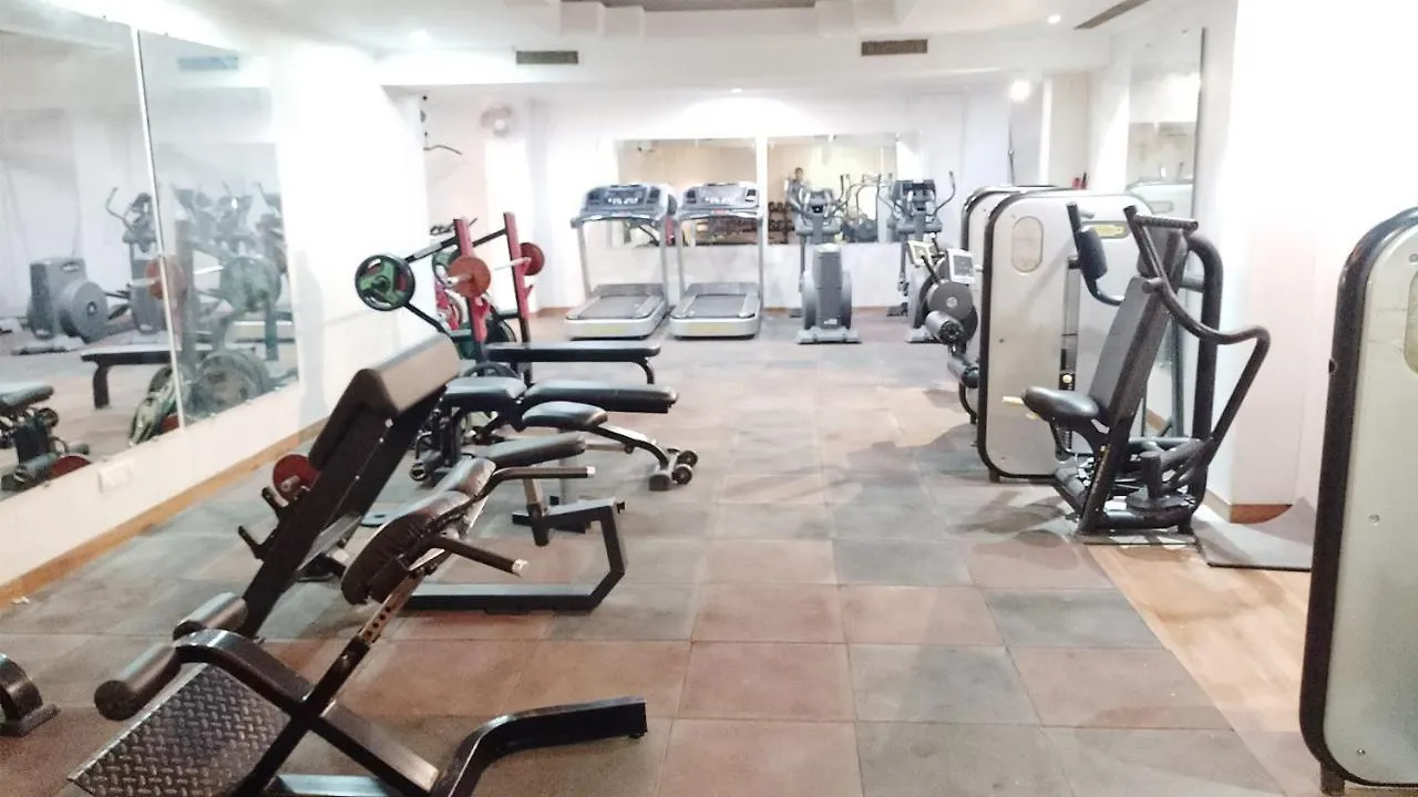 Hotel Goa Country Club Gurgaon 4*,  India