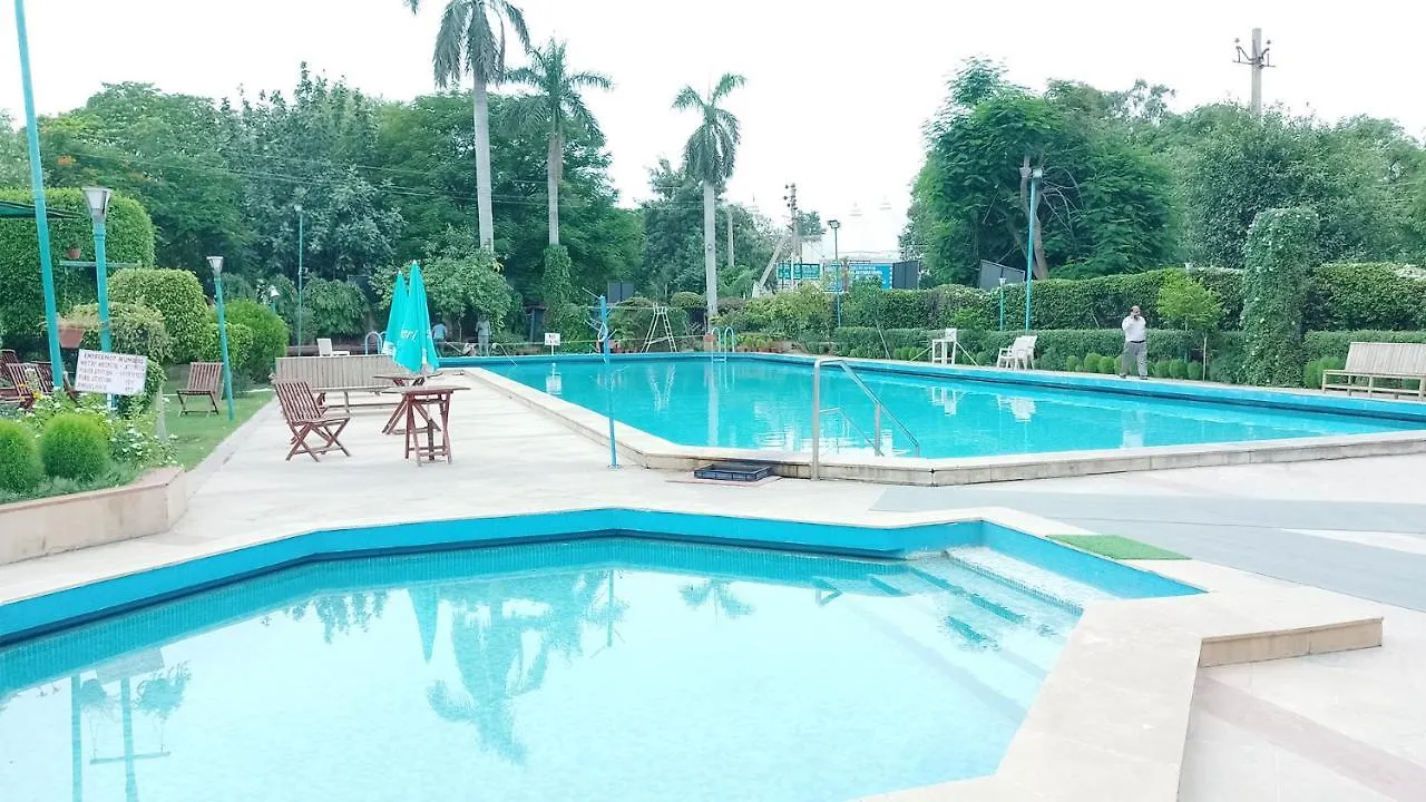 Hotel Goa Country Club Gurgaon