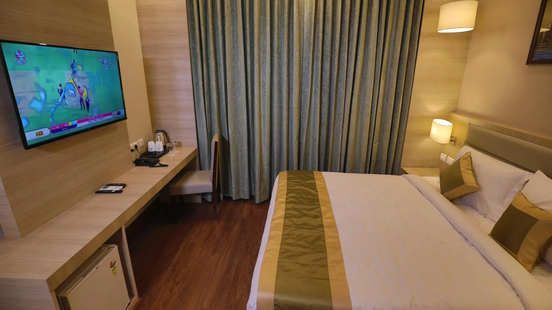 Hotel Goa Country Club Gurgaon 4*,