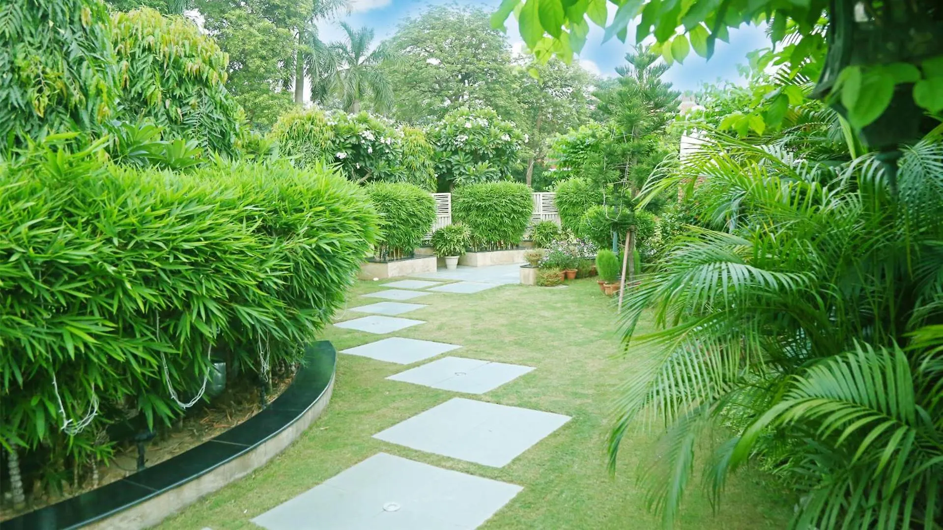 Hotel Goa Country Club Gurgaon India