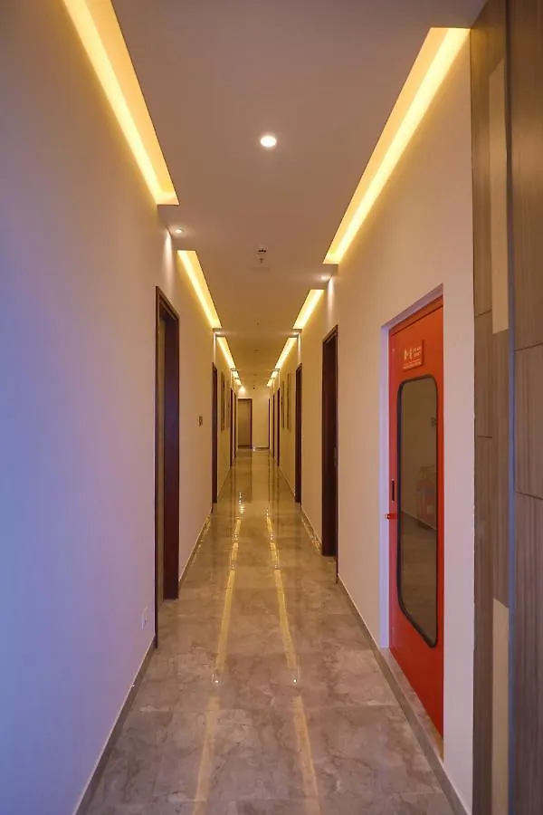 Hotel Goa Country Club Gurgaon 4*,