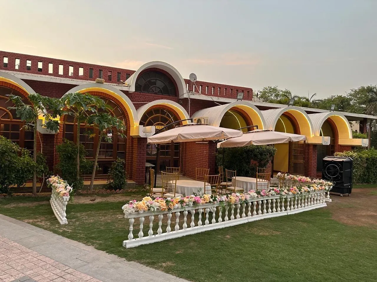 Hotel Goa Country Club Gurgaon